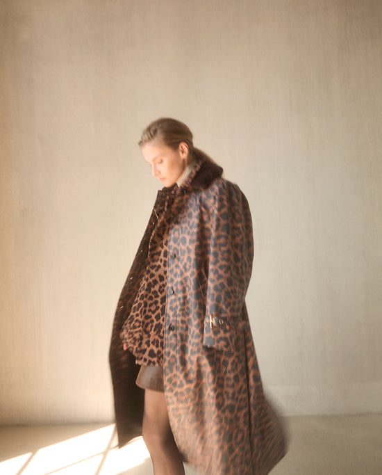 Long Raincoat with detachable plush collar - Leopard