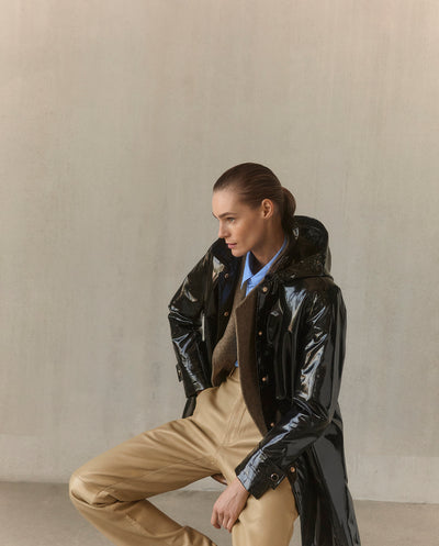 Iconic Princess Slicker - Black