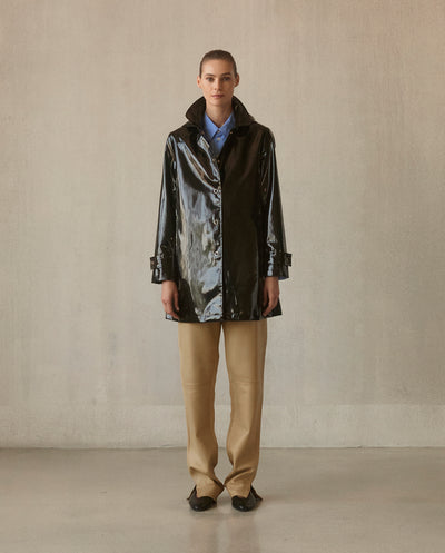 Iconic Princess Slicker - Black