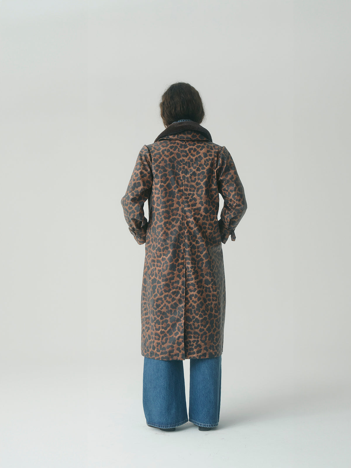 Long Raincoat with detachable plush collar - Leopard